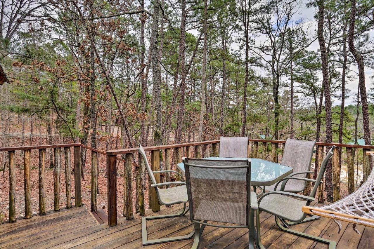 Broken Bow Log Cabin With Fire Pit, Pond, And Deck! Kültér fotó